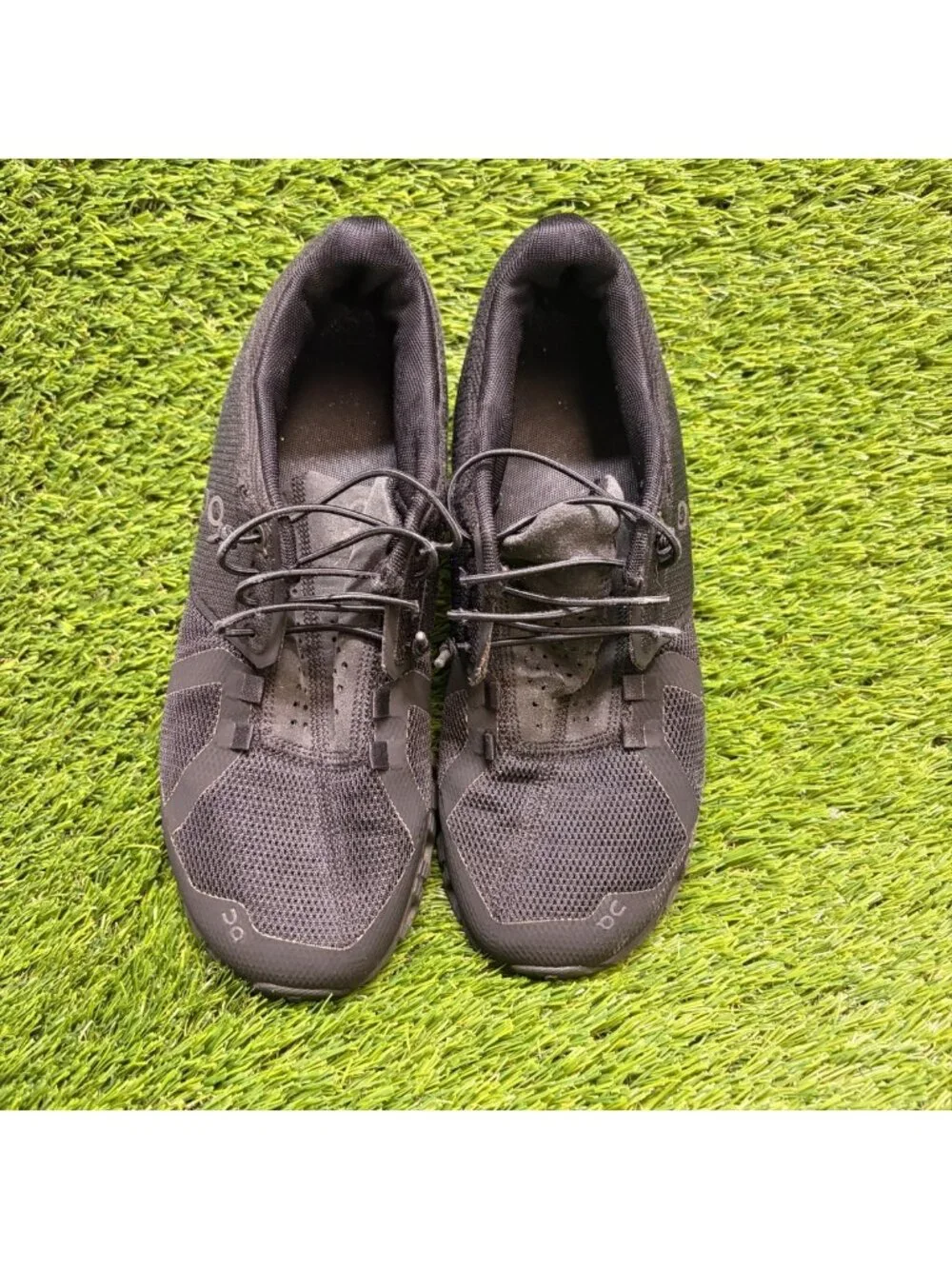 On Cloud 5 Womens Size 7 Triple Black Athletic Running Walking Shoes Sneakers